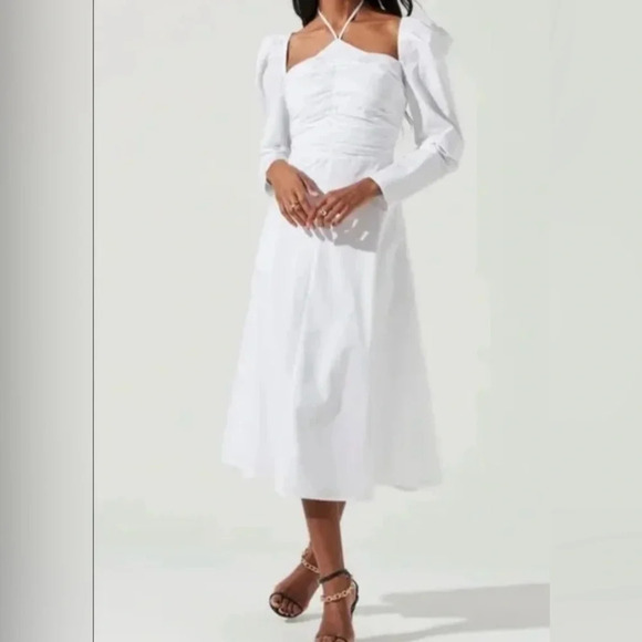 NWT!! ASTR - The Label White Cotton Puff Sleeves Midi Dres - Size Medium - Picture 1 of 10